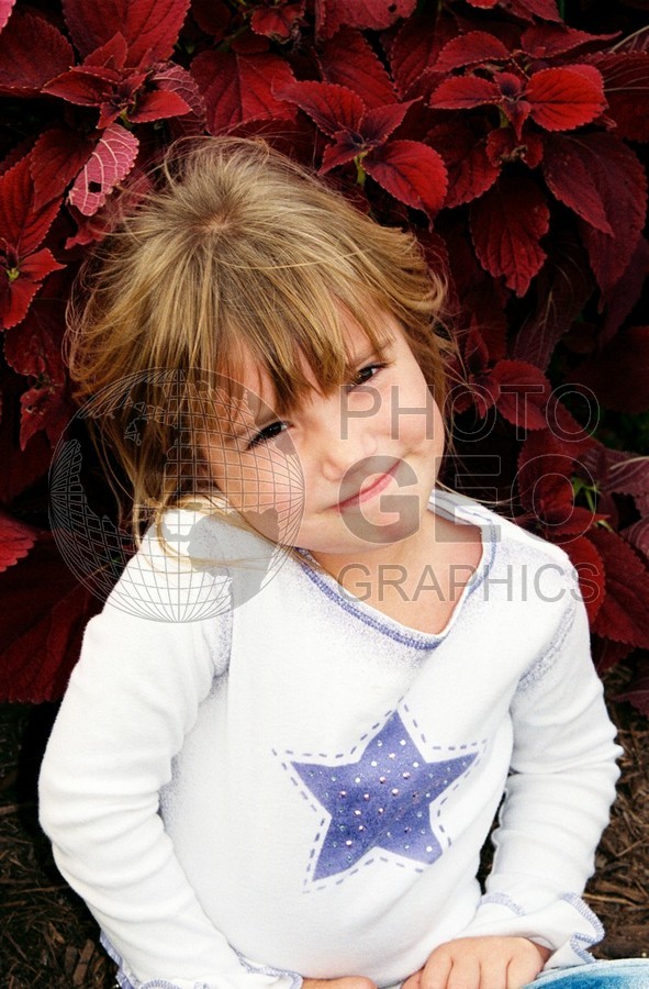 5254 Girl with Blue Star Shirt