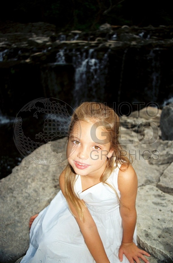 5273 Girl in White Dress
