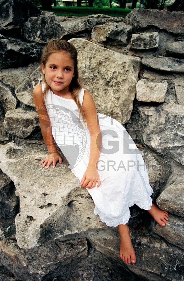 5277 Girl in White Dress