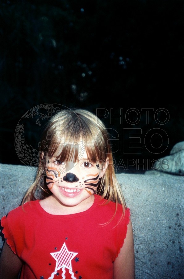 5302 Face Painted Young Girl
