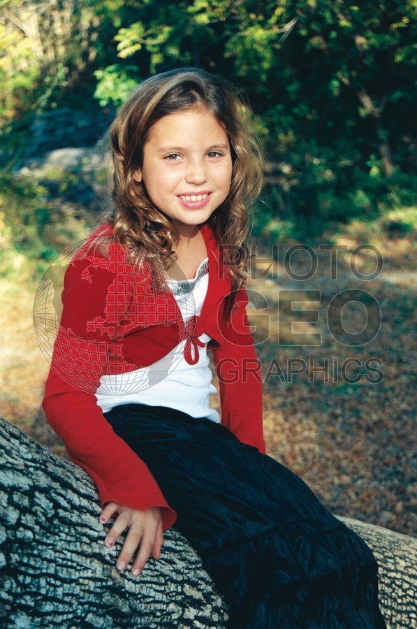 5327 Girl with Red Sweater
