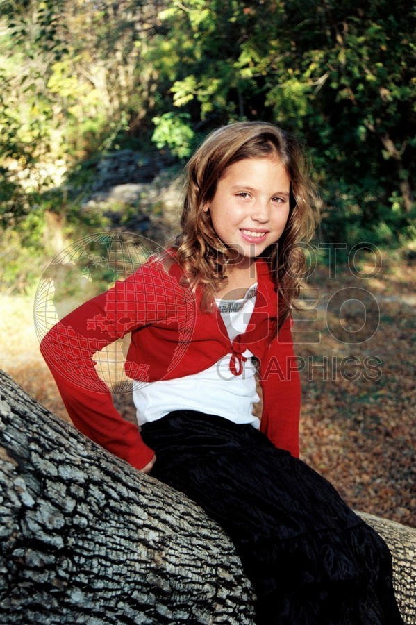 5328 Girl with Red Sweater